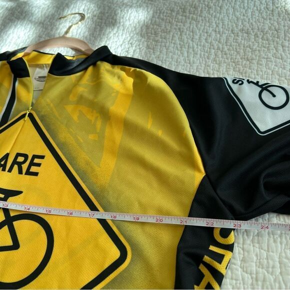 ✨ Cycling Store Yellow Share the Road Jersey XXL - Picture 8 of 9